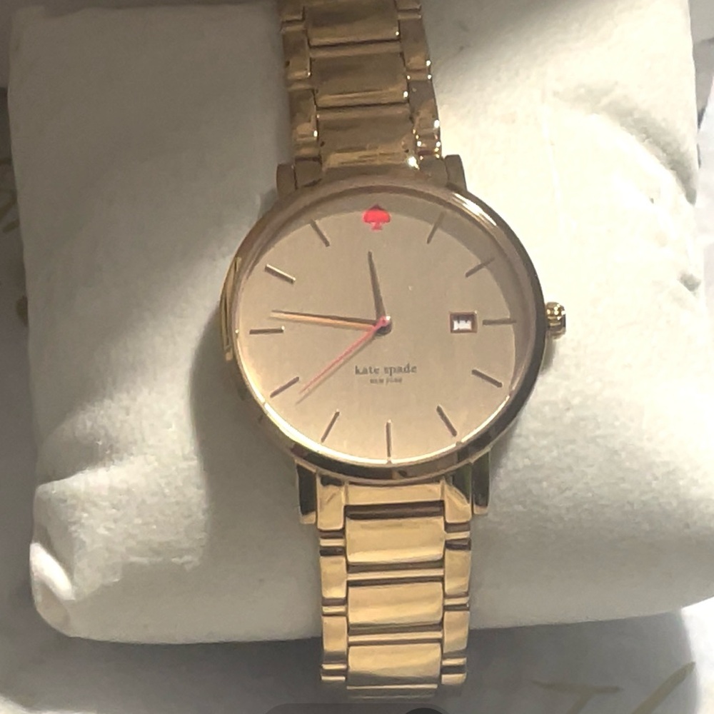 🌺KATE SPADE Gold Color Watch🌺 - Picture 3 of 13
